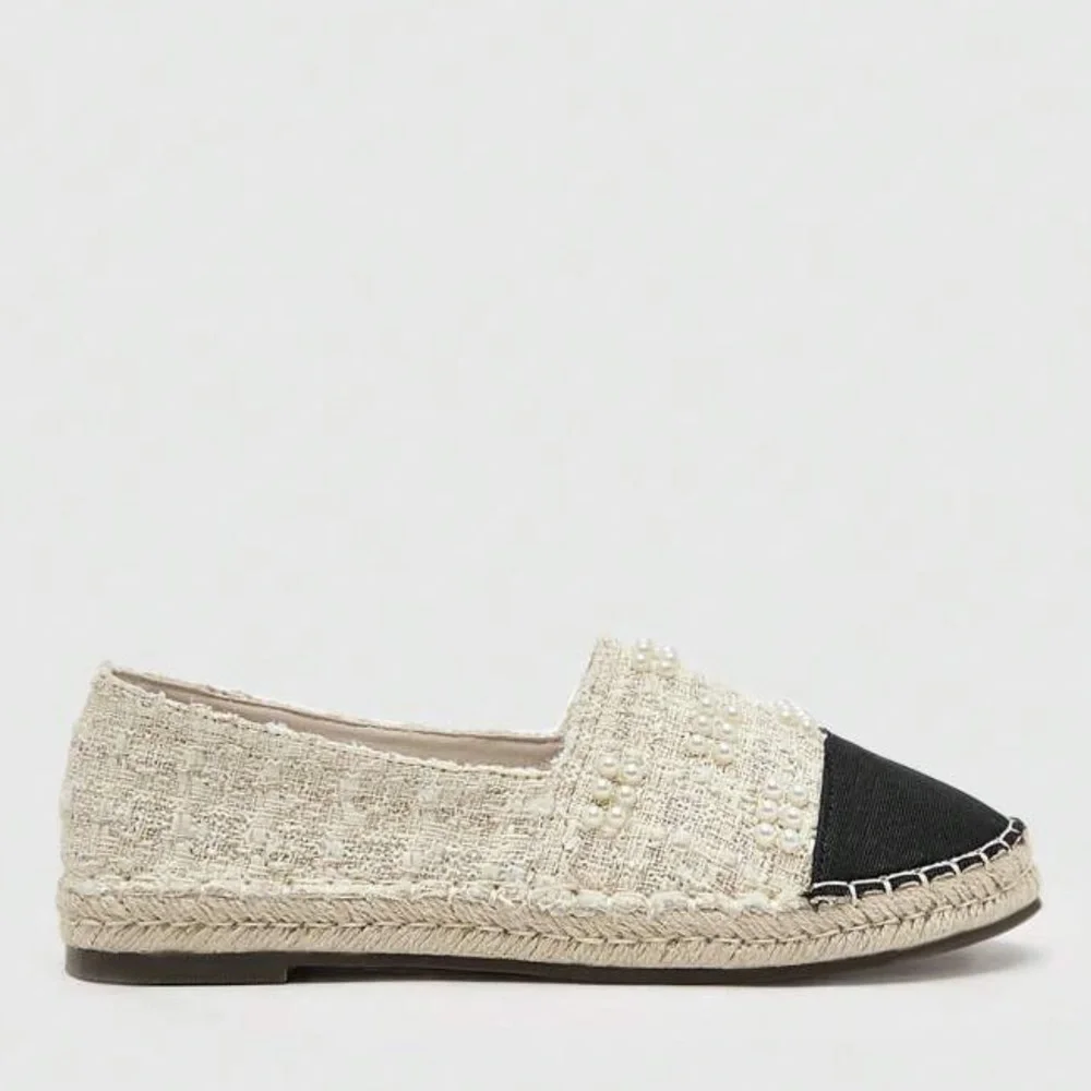 Destination Collection Women Faux Pearl Decor Espadrille Flats
